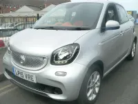 Used Smart ForFour Passion 90 HP (66 kW) 2015 Silver Hatchback