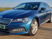 Usado Skoda Superb SE L 218 CV (160 kW) 2021 Azul Utilitario