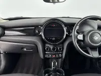 Used Mini Cooper Classic 134 HP (98 kW) 2023 Green Hatchback