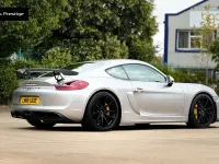 Used Porsche Cayman GT4 385 HP (283 kW) 2016 Silver Coupe