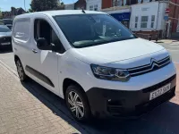 Używany Citroën Berlingo 2022 Biały Minivan
