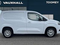 Used Vauxhall Combo S 101 HP (74 kW) 2023 White MPV