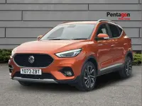 Used MG ZS Exclusive 105 HP (77 kW) 2024 Orange SUV