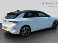 Used Vauxhall Astra Ultimate 128 HP (94 kW) 2025 White Hatchback