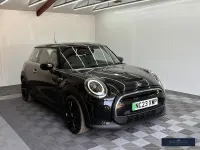 Used Mini Cooper SE Hatch 135 kW (184 HP) 2023 Black Hatchback