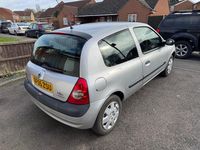 Used Renault Clio II Campus 2005 Silver Hatchback