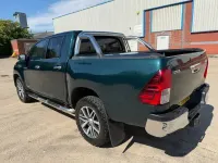 Used Toyota HiLux 150 HP (110 kW) 2017 Green Pickup