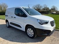 Used Vauxhall Combo 100 HP (73 kW) 2023 White MPV