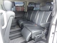 Used Nissan Elgrand 2009 White MPV