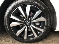 Used Honda Civic Elegance 143 HP (105 kW) 2024 White Hatchback