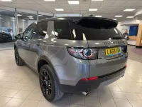 Used Land Rover Discovery 5 Landmark 180 HP (132 kW) 2019 Grey SUV