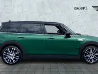 Used Mini Cooper S Clubman Exclusive 176 HP (129 kW) 2022 Green Estate
