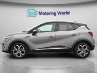 Begagnad Renault Captur Techno 90 HK (66 kW) 2023 Grå SUV