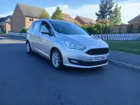 Usado Ford Grand C-Max Zetec 125 HP (91 kW) 2017 Prateado Monovolume
