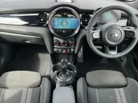 Used Mini Cooper Hatch 134 HP (98 kW) 2023 White Hatchback