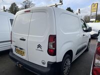 Used Citroën Berlingo 100 HP (73 kW) 2019 White MPV