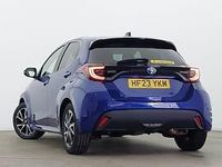 Used Toyota Yaris Hybrid Design 116 HP (85 kW) 2023 Blue Hatchback