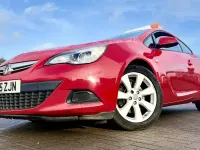 Used Vauxhall Astra GTC Sport 140 HP (102 kW) 2015 Red Coupe