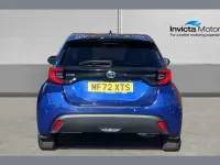 Used Toyota Yaris Hybrid Design 116 HP (85 kW) 2022 Blue Hatchback