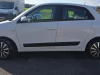 Used Renault Twingo Play 70 HP (51 kW) 2015 White Hatchback
