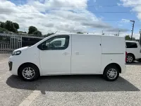 Used Vauxhall Vivaro Sportive 150 HP (110 kW) 2022 White MPV