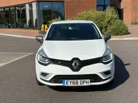 Used Renault Clio GT-Line 90 HP (66 kW) 2018 White Hatchback