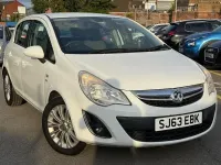 Used Vauxhall Corsa S 83 HP (61 kW) 2013 White Hatchback