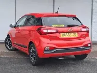 Used Hyundai i20 Premium 100 HP (73 kW) 2018 Red Hatchback