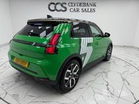 Used Renault 5 E-Tech Komfort 110 kW (150 HP) 2025 Green Hatchback