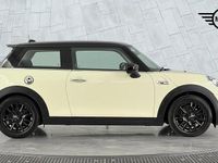 Usado Mini Cooper S Classic 189 HP (139 kW) 2020 Branco Citadino