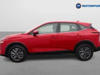 Used Nissan Qashqai Visia 140 HP (102 kW) 2022 Red SUV