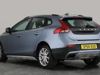 Used Volvo V40 Pro 152 HP (111 kW) 2016 Blue Hatchback