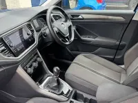 Used VW T-Roc SE 116 HP (85 kW) 2020 Blue SUV