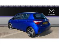 Used Toyota Yaris Hybrid 101 HP (74 kW) 2019 Blue Hatchback