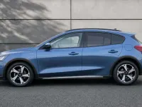 Used Ford Focus Active 2022 Blue Hatchback