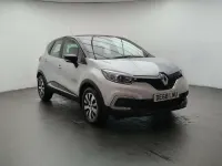 Used Renault Captur Play 90 HP (66 kW) 2018 Silver/black SUV
