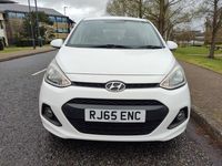 Used Hyundai i10 SE 66 HP (48 kW) 2015 White Hatchback