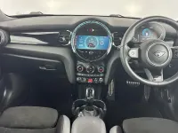 Used Mini Cooper Premium 136 HP (100 kW) 2023 Red Hatchback