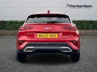 Usado Kia XCeed 160 HP (117 kW) 2023 Vermelho SUV