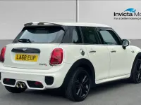 Used Mini Cooper S Sport 192 HP (141 kW) 2019 White Hatchback