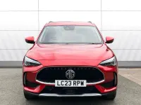Używany MG HS Trophy 162 KM (119 kW) 2023 Czerwony SUV