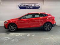 Used Volvo V40 2014 Red Hatchback