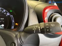 Used Toyota Aygo X 72 HP (52 kW) 2023 Red SUV