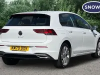 Used VW Golf VIII Style 131 HP (96 kW) 2024 Hatchback