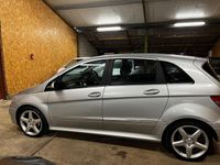Usado Mercedes B160 2010 Prateado Monovolume