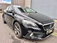 Used Volvo V40 2015 Black Hatchback