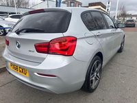Used BMW 118 Sport Line 136 HP (100 kW) 2018 Silver Hatchback