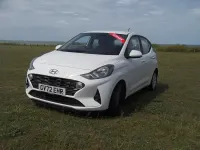 Used Hyundai i10 SE 67 HP (49 kW) 2022 White Hatchback