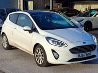 Used Ford Fiesta Titanium 100 HP (73 kW) 2017 White Hatchback