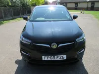 Used Vauxhall Grandland X S 130 HP (95 kW) 2018 Black SUV